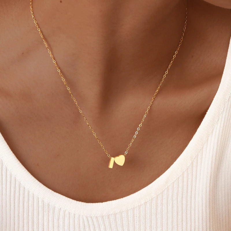Vnox Heart Initial Necklaces for Women Girls. Tiny Heart Pendant, A-Z Letters Charm Collar, Love Heart Name Necklaces Gift